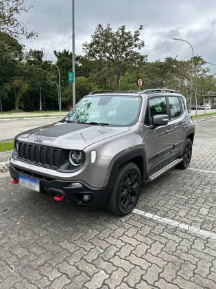 JEEP RENEGADE 2.0 16V TURBO DIESEL TRAILHAWK 4P 4X4 AUTOMÁTICO JEEP RENEGADE 2.0 16V TURBO DIESEL TRAILHAWK 4P 4X4 AUTOMÁTICO
